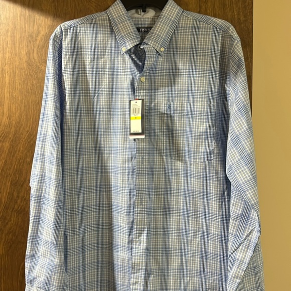 NWT Izod Woven Shirt in Perfect Condition - Picture 1 of 8